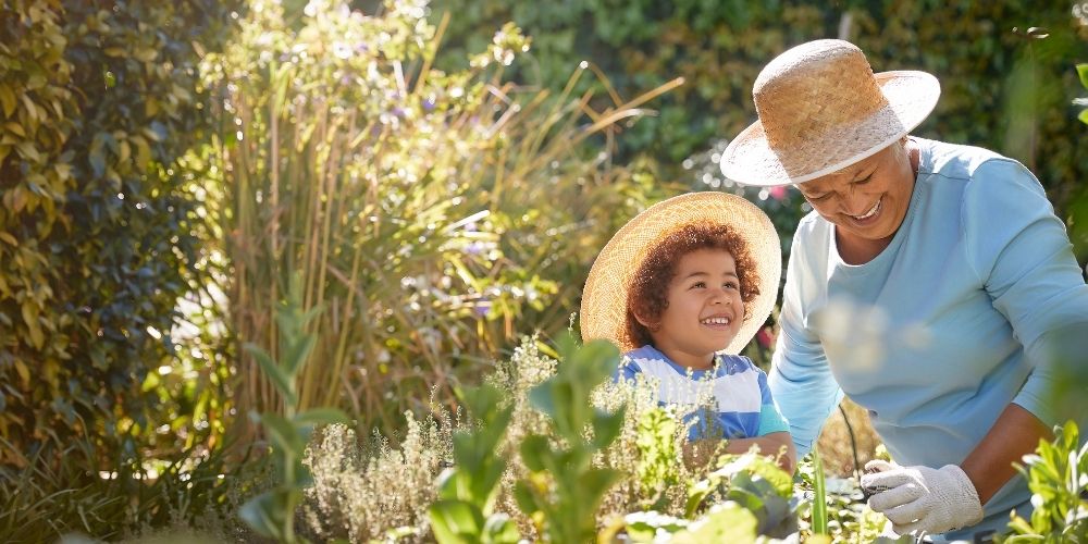 4 gardening activities to do with children