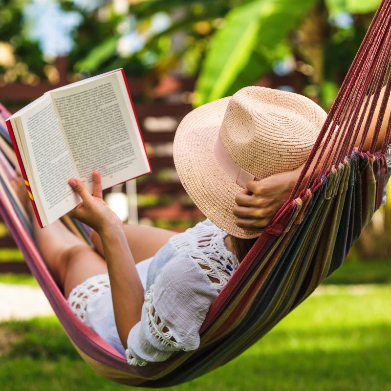 Détente lecture au jardin