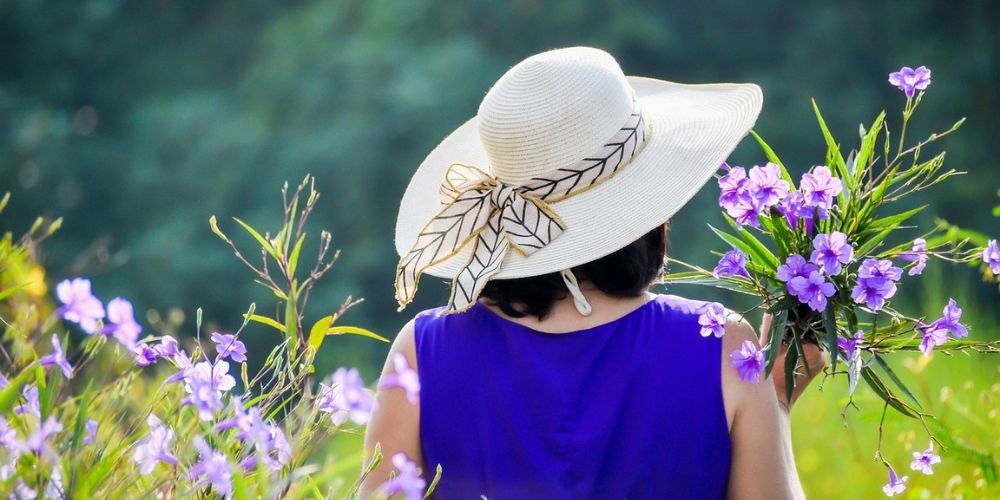 Les accessoires à avoir pour jardiner avec style