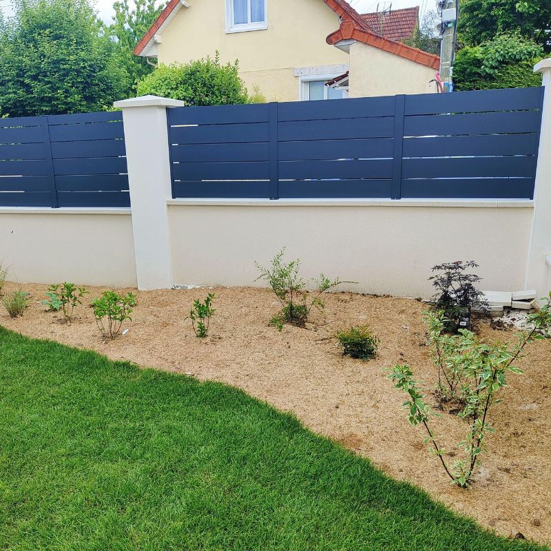 L’utilisation du paillis de lin comme couche protectrice pour résister à la chaleyr